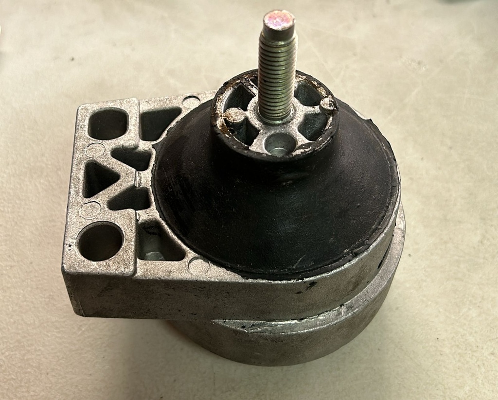 Soporte de motor derecho Ford Focus 2.0L L4 2000 al 2004