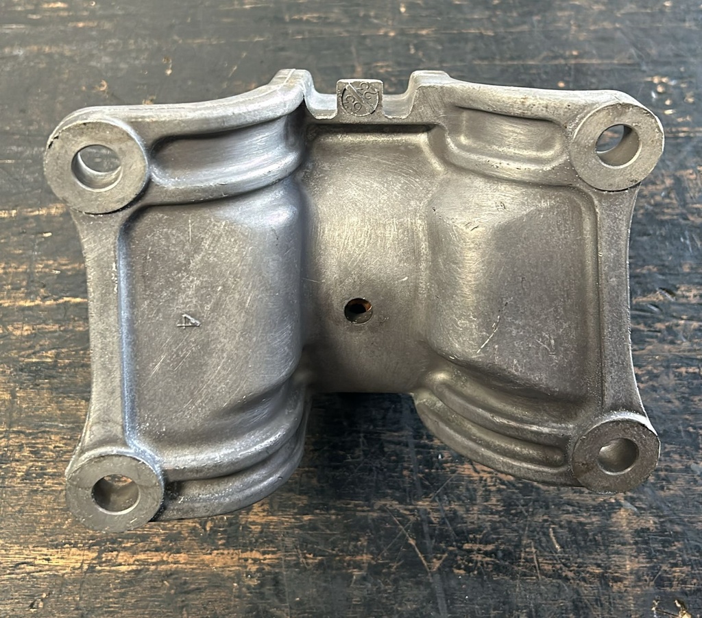Soporte de transmisión Nissan Altima 2002 al 2006 2.5L