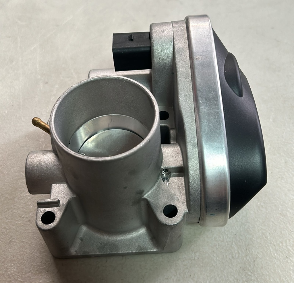 Cuerpo de aceleración Volkswagen Jetta Beetle Golf L4 2.0L 2001 al 2005