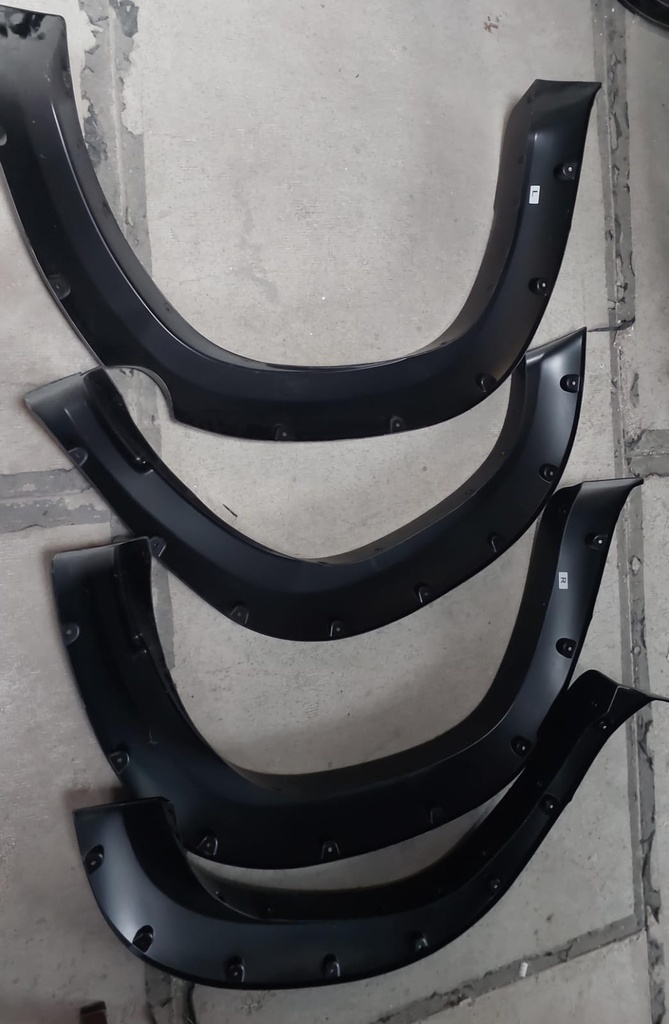 Flares set de 4 para Dodge RAM 1500 19-21