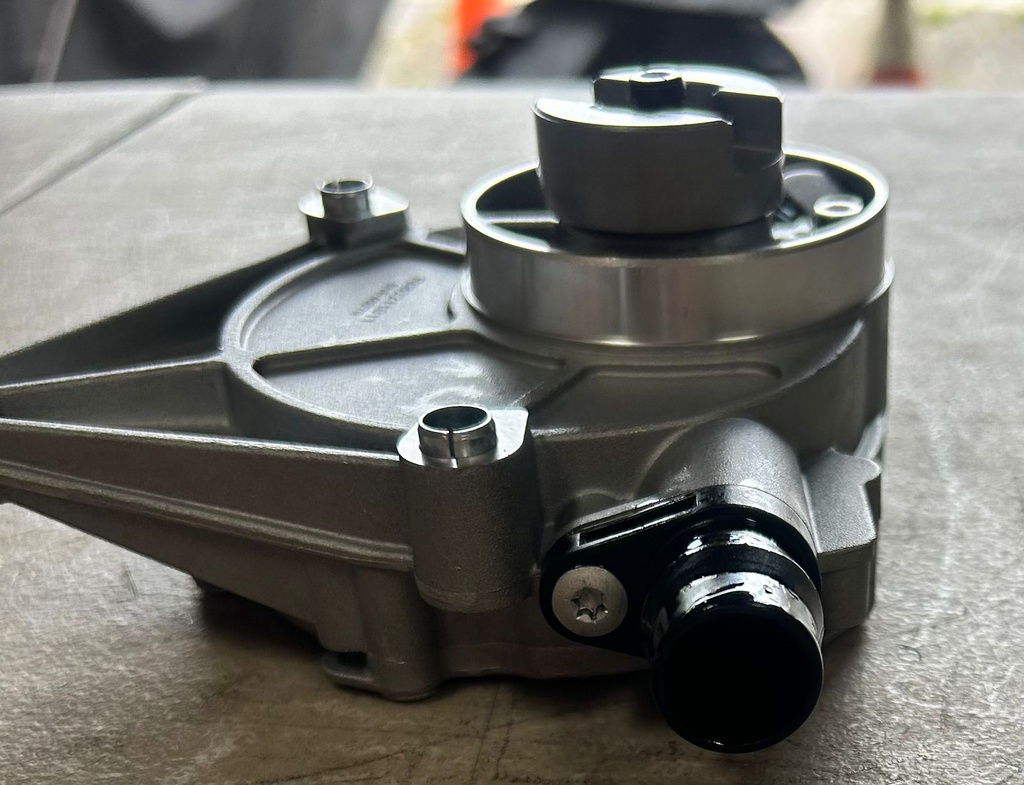 Bomba de vacío de freno para modelos seleccionados BMW 2010-2017, 2010-15 X1/2011-17 X3/2012-18 X4, 2010-13 528i/2011-15