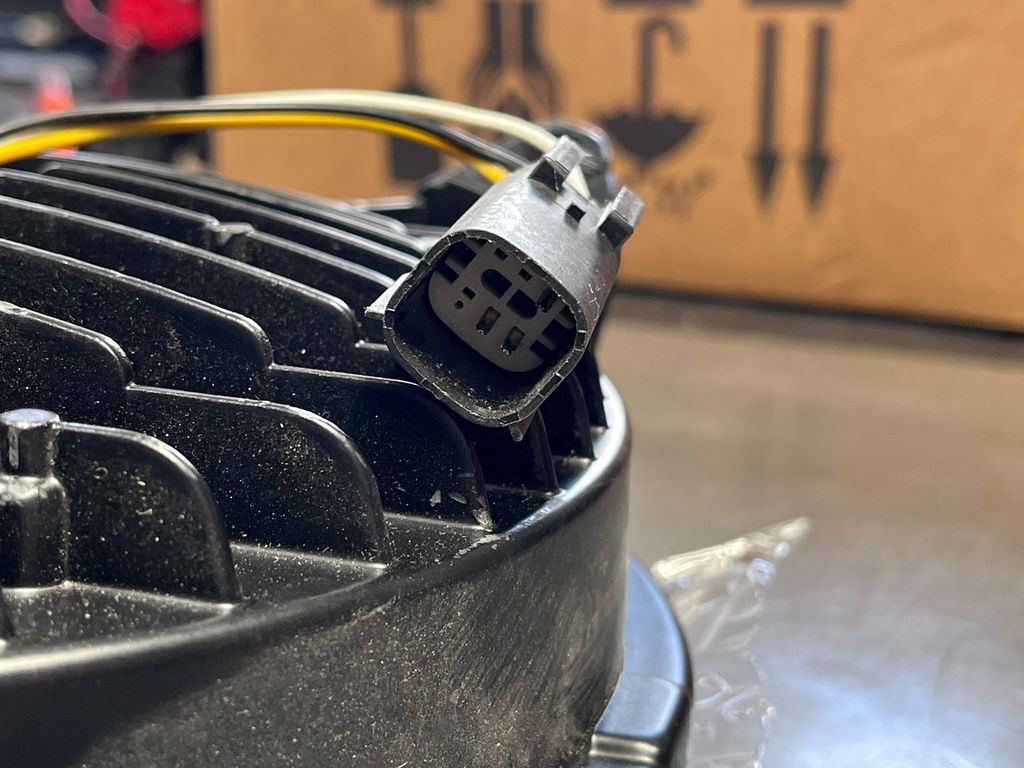 Luces Delanteras LED 9" con DRL (Figura en Cruz) Jeep Wrangler JL 2018-2019