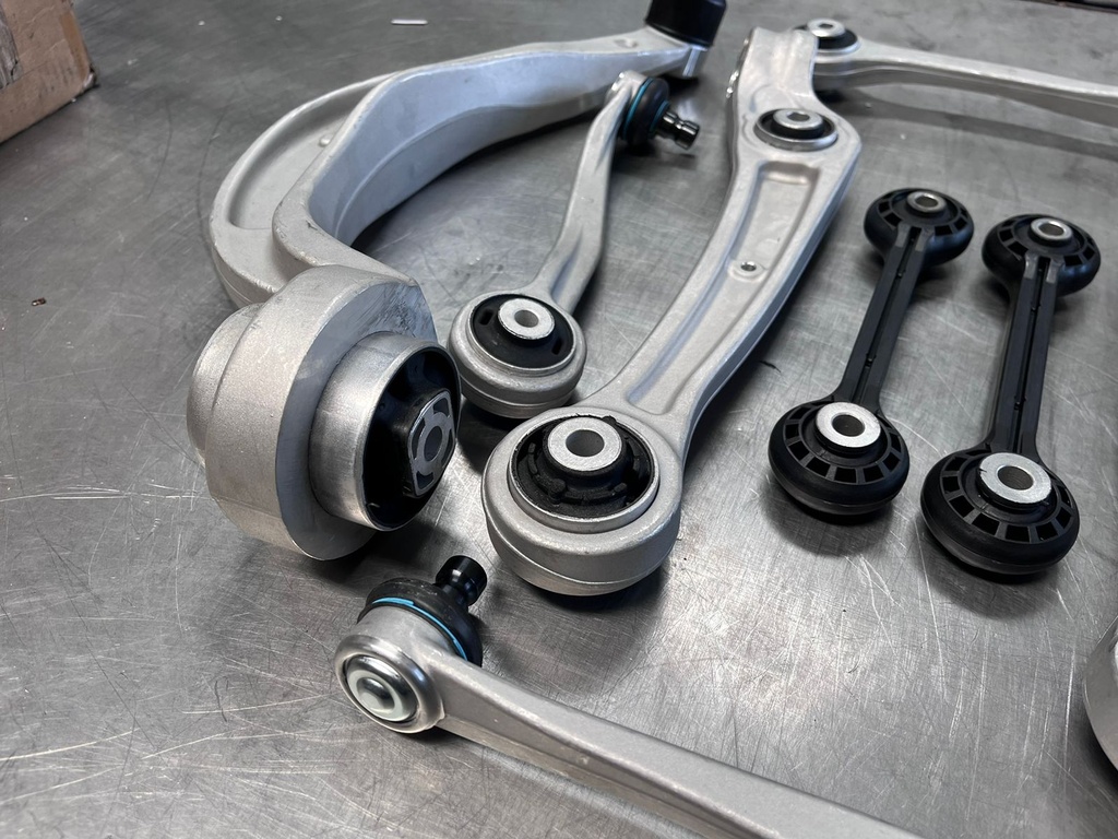 Kit de Suspensión (10 Piezas) Audi A4 Quattro 2013-2016 / Audi A5 Quattro 2014-2016 / Audi Q5 2014-2016 / Audi RS5 2014-2016 / Audi S4/S5  2014-2016.