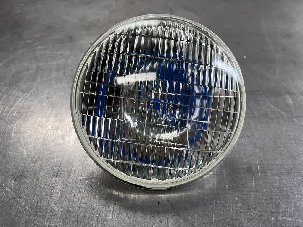 Faro Delantero Redondo de Cristal de 7" (110/130 W)