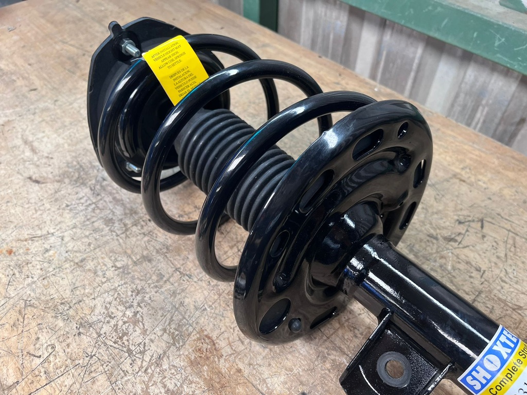 Compensador Delantero Izquierdo Nissan Altima 2.5L I4 Coupe / Sedan 2007-2012