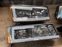 Luces Delanteras Cromadas LED DRL Chevrolet Silverado 2003-2006 / Avalanche 2003-2006.