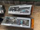 Luces Delanteras Cromadas LED DRL Chevrolet Silverado 2003-2006 / Avalanche 2003-2006.