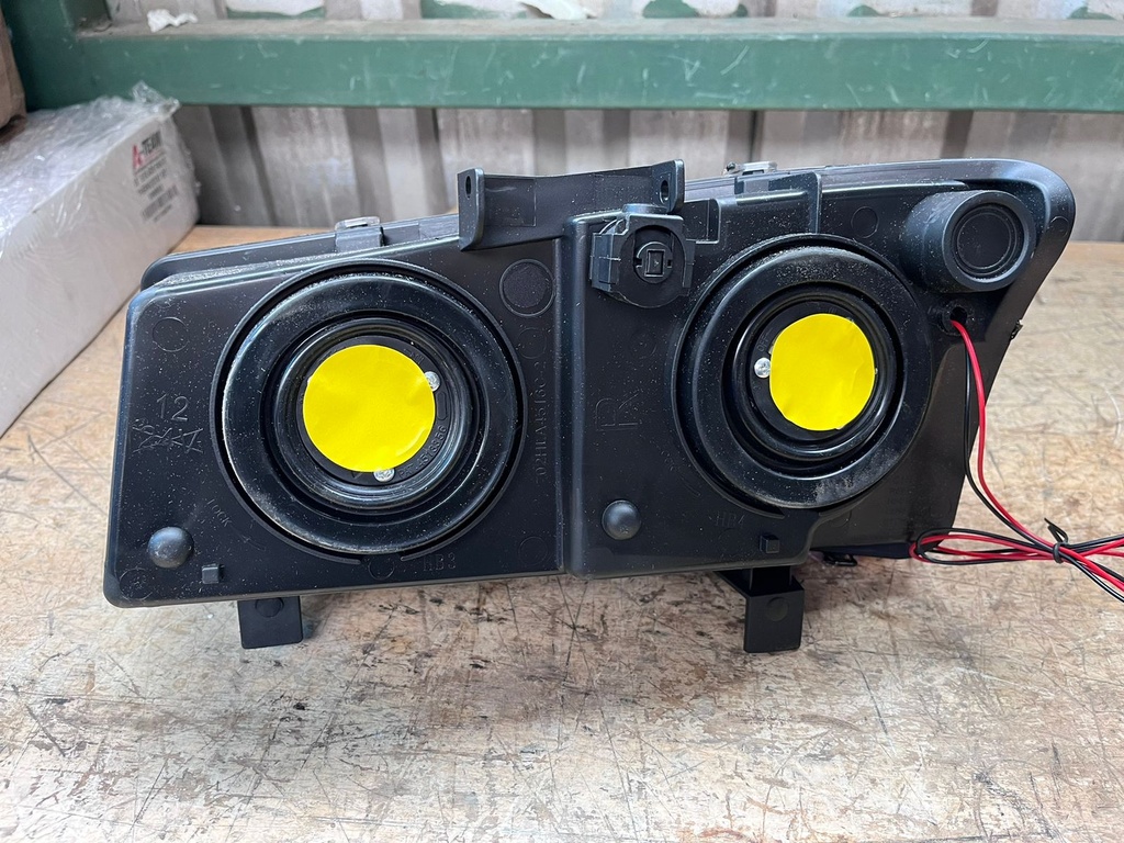 Luces Delanteras Cromadas LED DRL Chevrolet Silverado 2003-2006 / Avalanche 2003-2006.