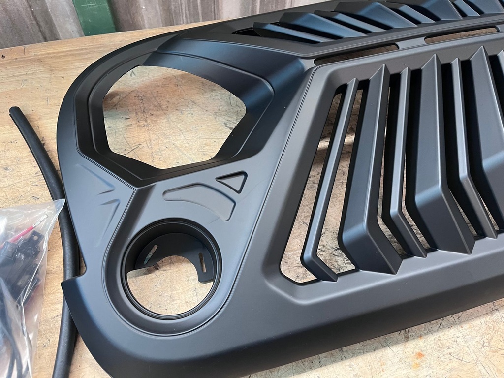 Parrilla Delantera Jeep Wrangler JK / JKU / Rubicon / Sahara 2007-2018.
