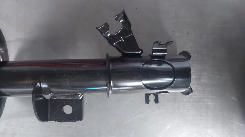 Compensador delantero izquierdo para NIssan Infiniti 2003-2008