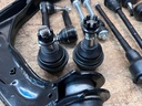 Kit de Suspensión 13 Piezas Chevrolet Silverado 2500HD 2003-2006 / 3500HD 2001-2006 / Avalanche 2500 2002-2006.