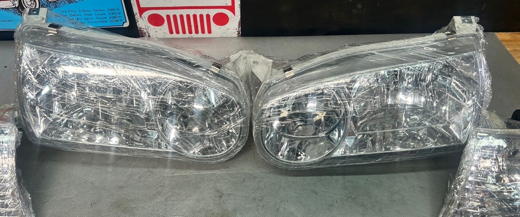 Luces delanteras para Toyota Corolla 2001-2002