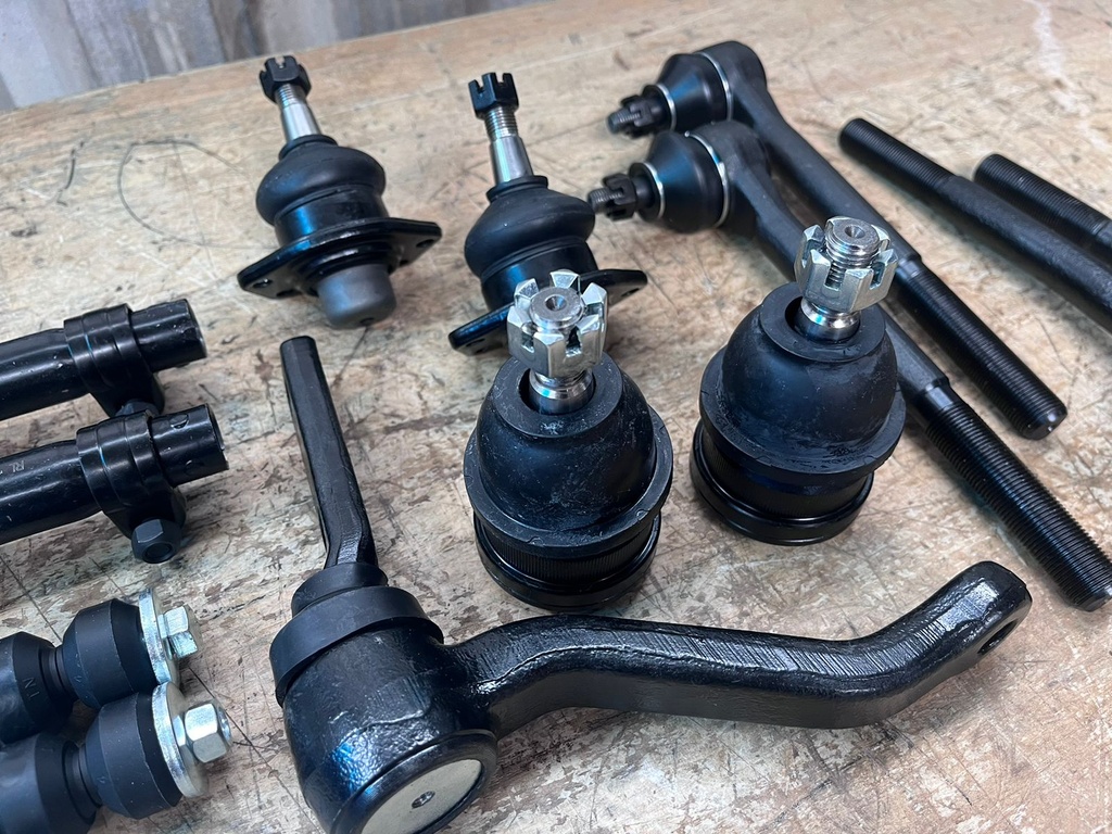 Kit de Rótulas de Suspensión 13 Piezas Chevrolet Caprice 1978-1996 / Impala 1978-1996 / Buick 225 1985-1989 / Buick Estate Wagon 1980-1983.