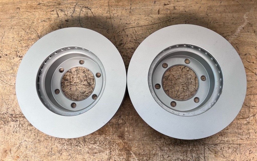 Discos Delanteros Ventilados Toyota Tundra Limited / SR5 2000-2007.