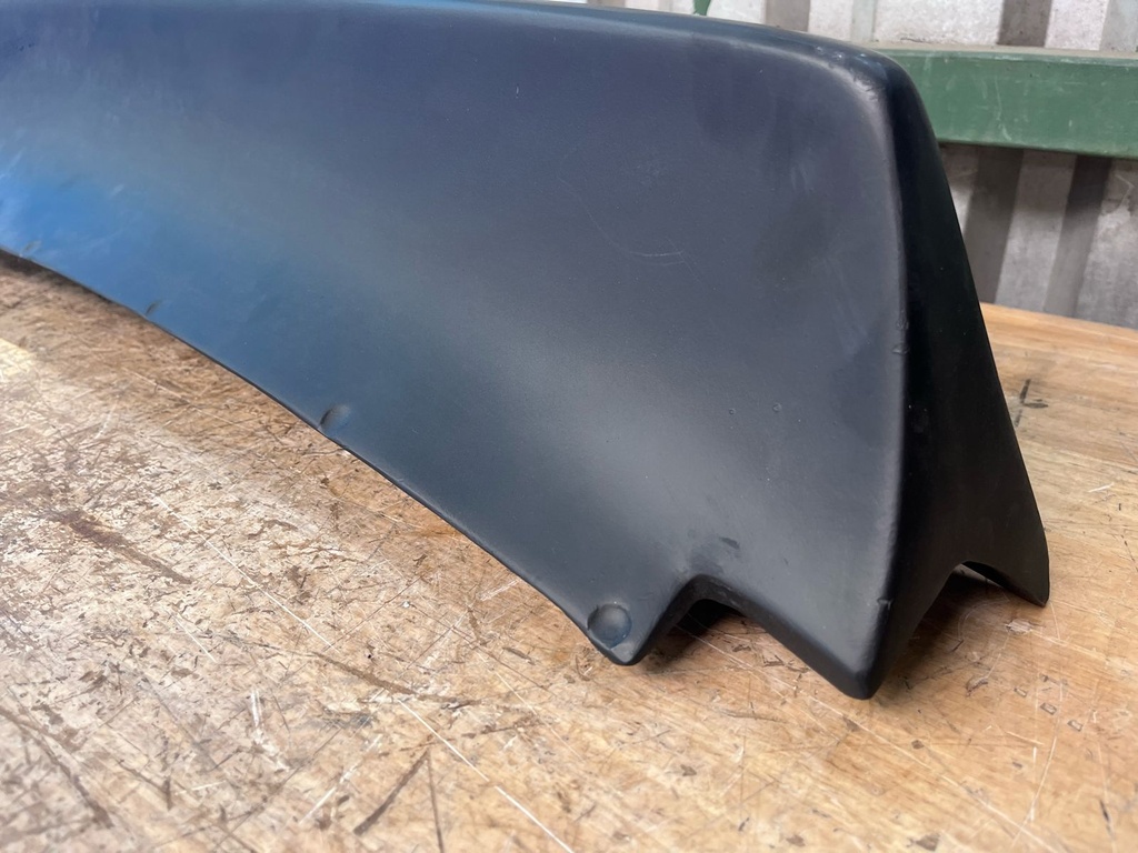 Alerón Trasero en Fibra de Vidrio Nissan 240SX 1989-1994 HATCH.