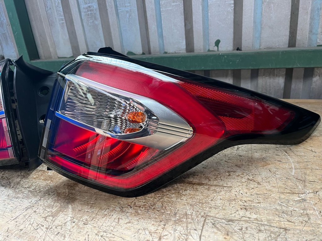 Luces Traseras Ford Escape 2017-2018