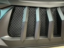Parrilla Frontal Estilo Black Widow para Jeep JL / JT / Gladiator 2018-2023.