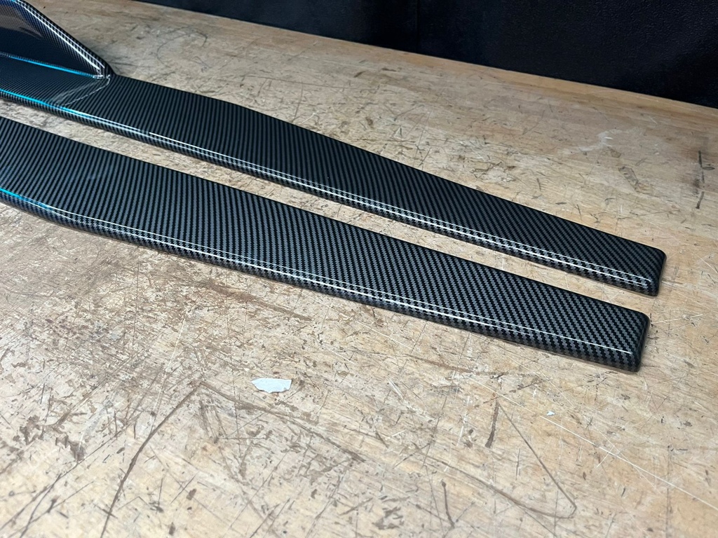 Lip Difusores Laterales con 85.5cm de Largo (Imitación de Fibra de Carbono)