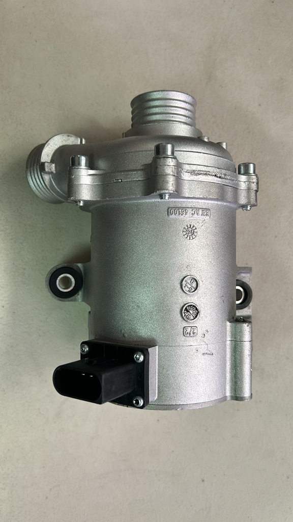 Bomba de agua BMW E84 F30 320i 328i X1 2.0L