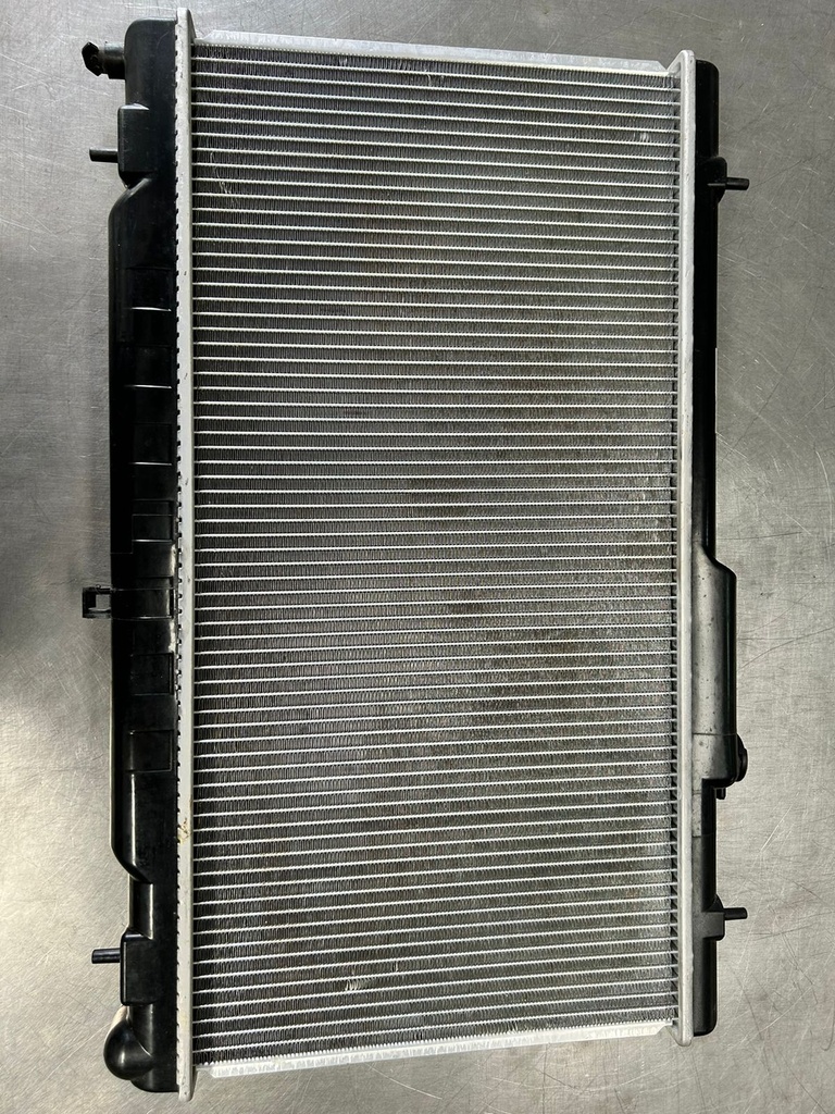 Radiador para Subaru Legacy Outback 2.5L 2000 al 2004