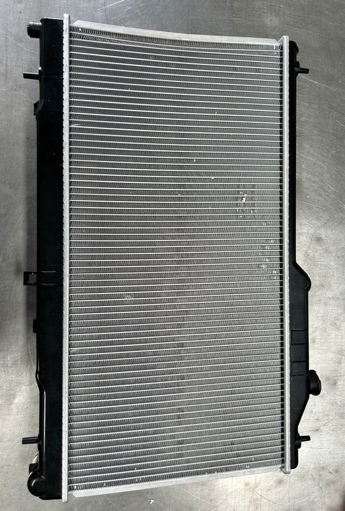 Radiador para Subaru Impreza 2008 al 2016 Legacy 2005 al 2014 Crosstrek 2016 al 2017 Forester 2009 al 2013 Outback 2005 al 2014