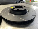 Discos Delanteros Perforados / Ventilados para Audi Q7 2007-2015.