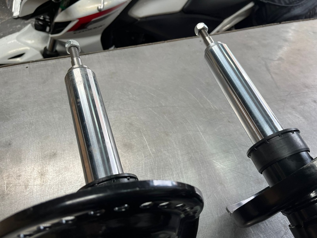 Compensadores Delanteros Magnéticos para Chevrolet Camaro LS / LT1 / LT / SS / ZL1 de 2016-2024.