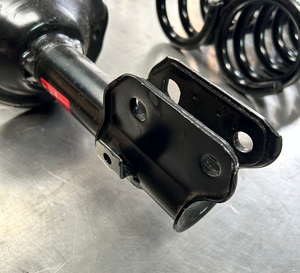 Compensador delantero izquierdo para Subaru Legacy 2005 al 2009
