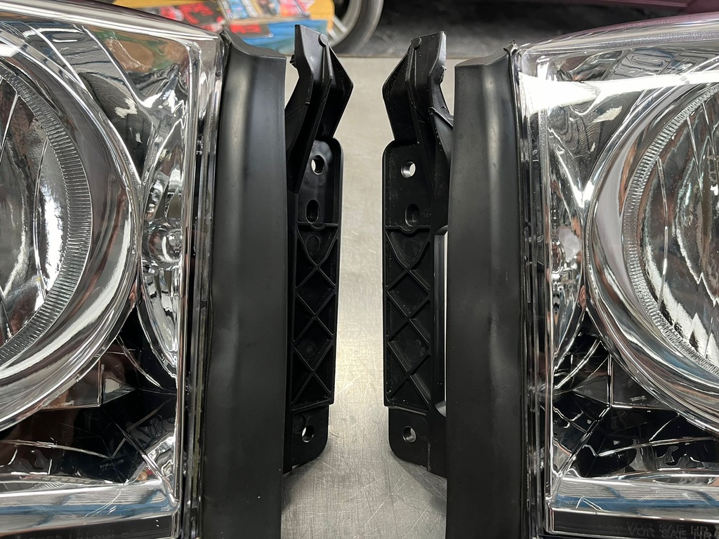 Luces Delanteras Cromadas Dodge Ram 1500 2006-2008 / Ram 2500 / 3500 2006-2009