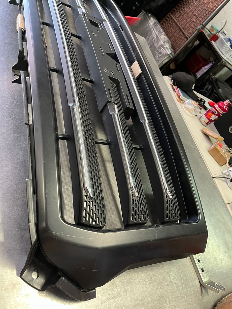 Parrilla Negra / Detalles en Cromo GMC Sierra 2014 2015