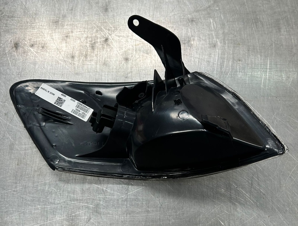 Luz lateral izquierda para Toyota Camry 97/99