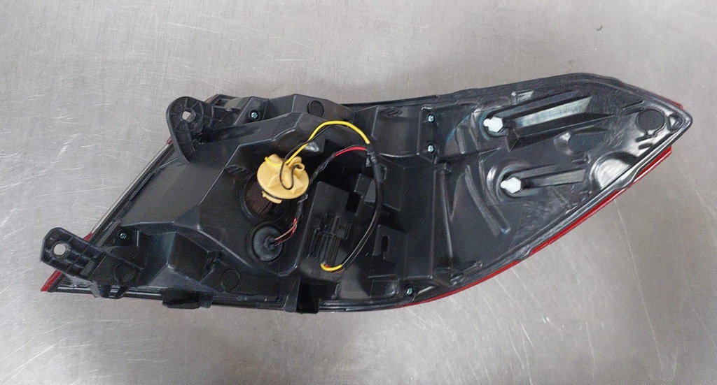 Luz trasera izquierda para Honda Accord Sedan 2018-2021