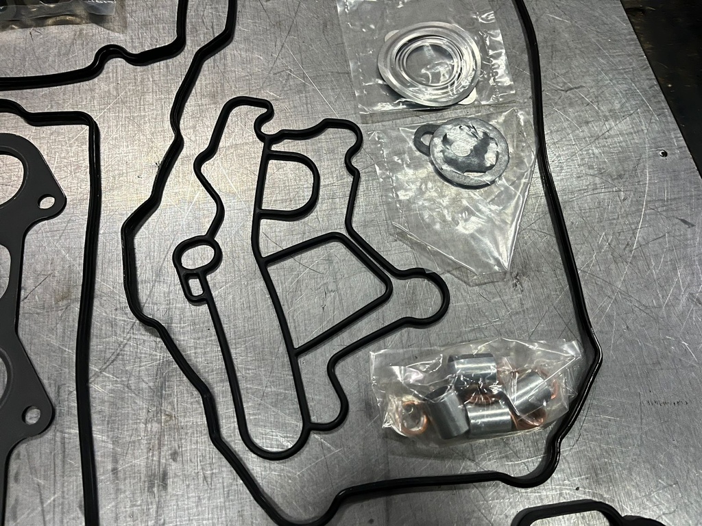 Set de Empaques Ford 6.0L POWERSTROKE Turbo Diesel F250 / F350 / F450 / E350 / E450 2003-2010