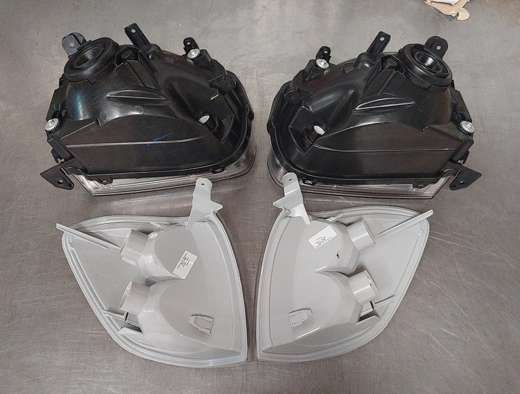 Luces delanteras para Toyota Tundra 2005-2006