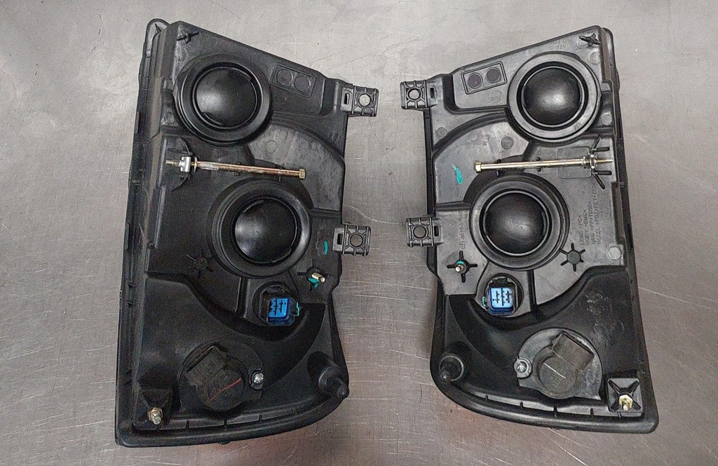 Luces delanteras para Ford Expedition 2003-2006