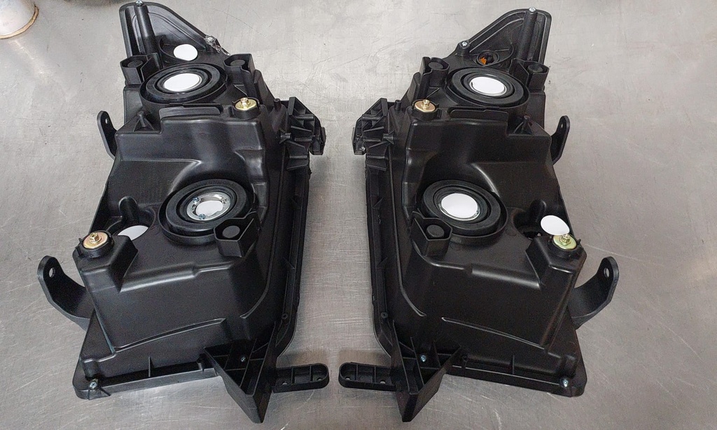 Luces Delanteras Cromadas Toyota Tundra/Sequoia 2007-2017