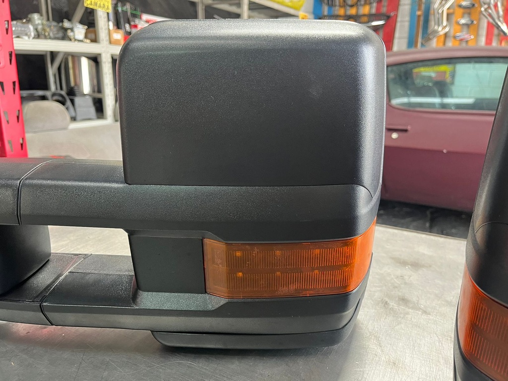 Espejos Tipo Remolque Eléctricos / Calefacción / Luz de Señal / Luz Auxiliar de Reversa para Dodge Ram 1500 / 2500 / 3500 de 2003-2008.