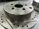 Discos Traseros Perforados para Toyota Corolla XSR 1.8L 2005-2006 / Cellica GTS 1.8L 2000-2005 / Pontiac Vibe GT 1.8L 2003-2006.