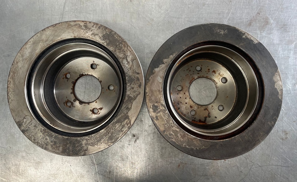 Discos Traseros Ventilados para Chevrolet S10 LS / SS / ZR2 / ZR5 4X4 1998-2004.