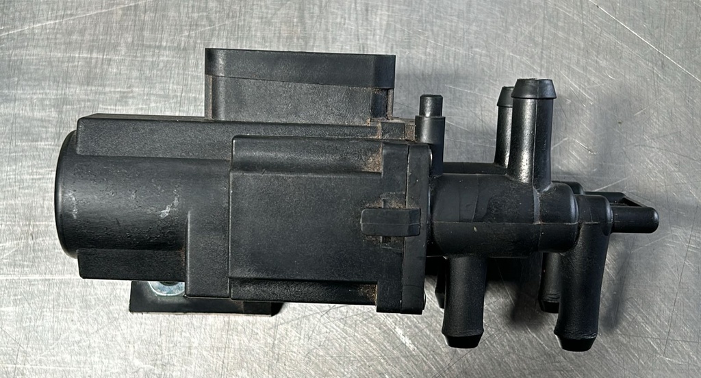 Valuvula selectora de combustible SMP Chevrolet C10 5.0L 1977 a 1981 6.6L 1976 a 1980 4.1L 1975 a 1981 5.7L 1975 a 1981 4.8L 7.4L 1975 a 1980