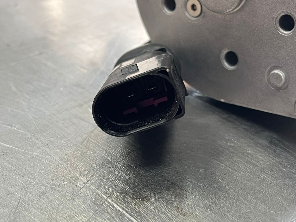 Compresor para Suspensión de Aire de Dodge Ram 2500 / 3500 2014-2022.