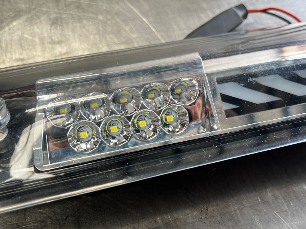 Tercera Luz LED 2 Dodge Ram 1500 2009-2018 / Ram 2500 / 3500 2010-2018