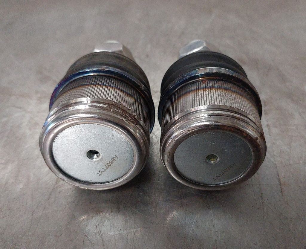 Rotulas inferiores delanteras para Ford F-250 / F-350 / F-450 / F-550 Super Duty 1999-2019