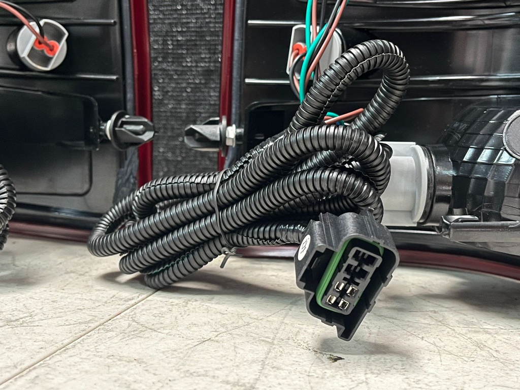 Luces Traseras con Arnés de Cableado GMC Sierra 1500 / 2500 / 3500 2007-2013.