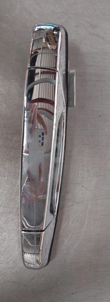 Manija de puerta exterior cromada derecha para Chevrolet Silverado / Suburban / Tahoe 2007-2013