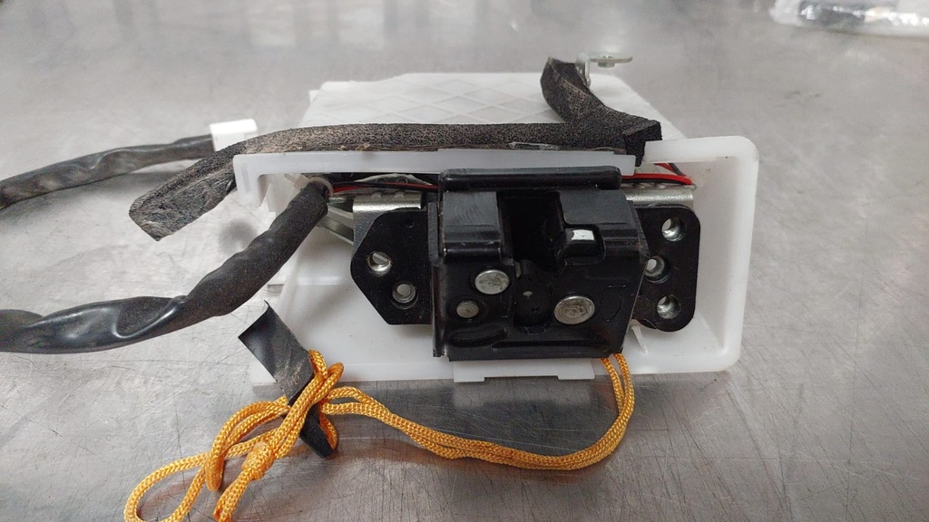 Actuador de bloqueo de maletero trasero para Toyota 4Runner / Avalon 2003-2010