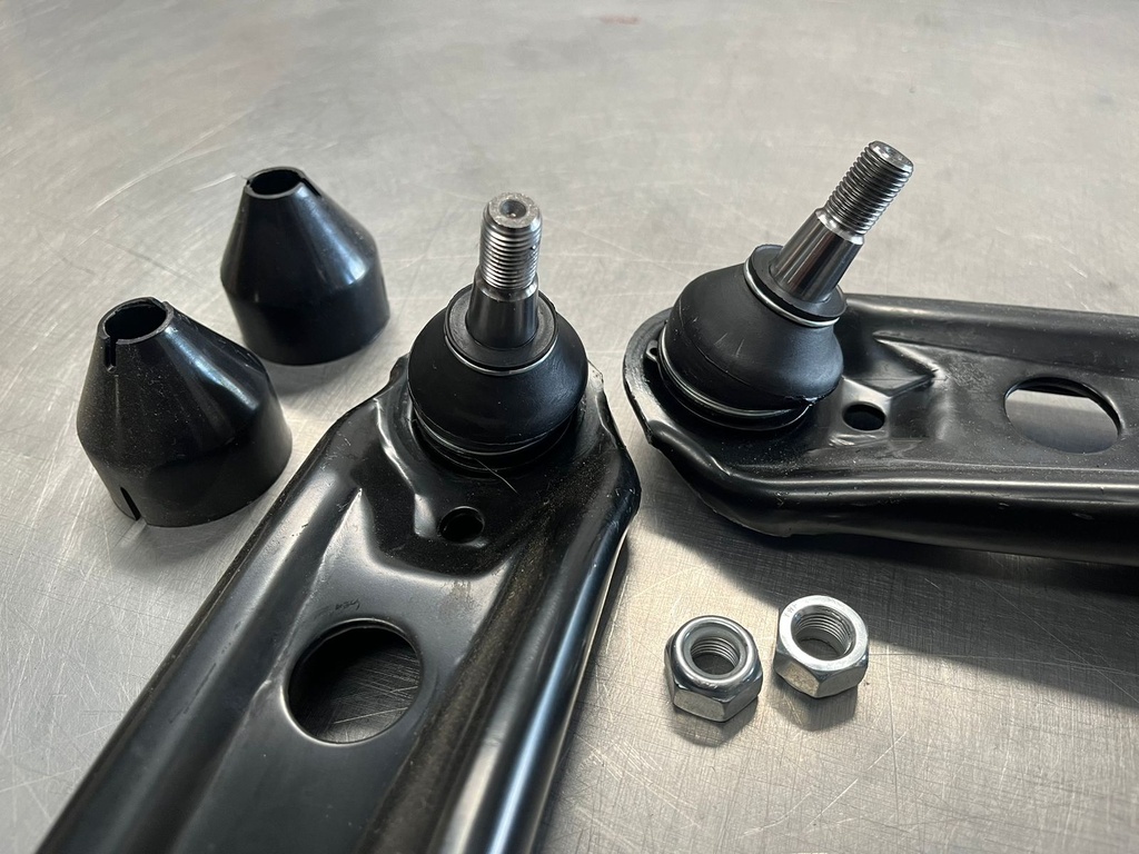 Tijeretas Inferiores para Toyota Yaris 1.5L 2007-2018 / Pruis 1.5L 2012-2019.