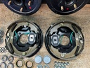 Kit de Frenos de Tambor Eléctricos para Remolque de hasta 3500 Lbs de peso.