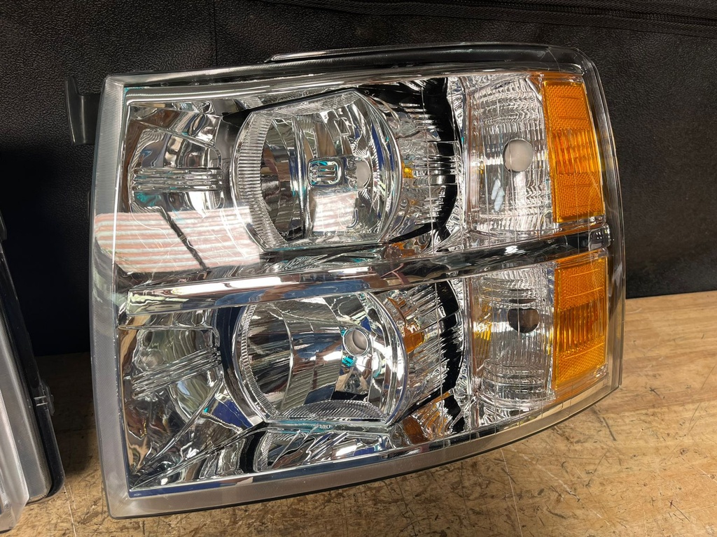 Luces Delant juego completo Avalanche 1500/ Silverado 1500 2500 3500/ 07/13