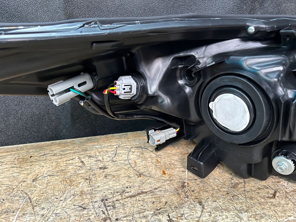 Luces Delanteras Cromadas / Proyector de Luz Toyota Highlander 2014-2016.